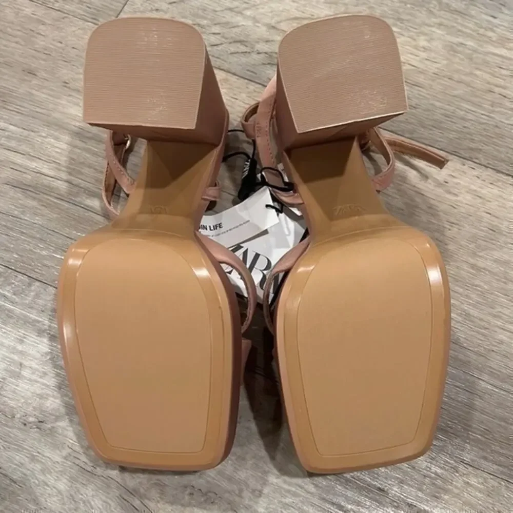 ZARA Nude Platform Block Heel Sandals Rhinestone Jewel Buckle NWT Size 8